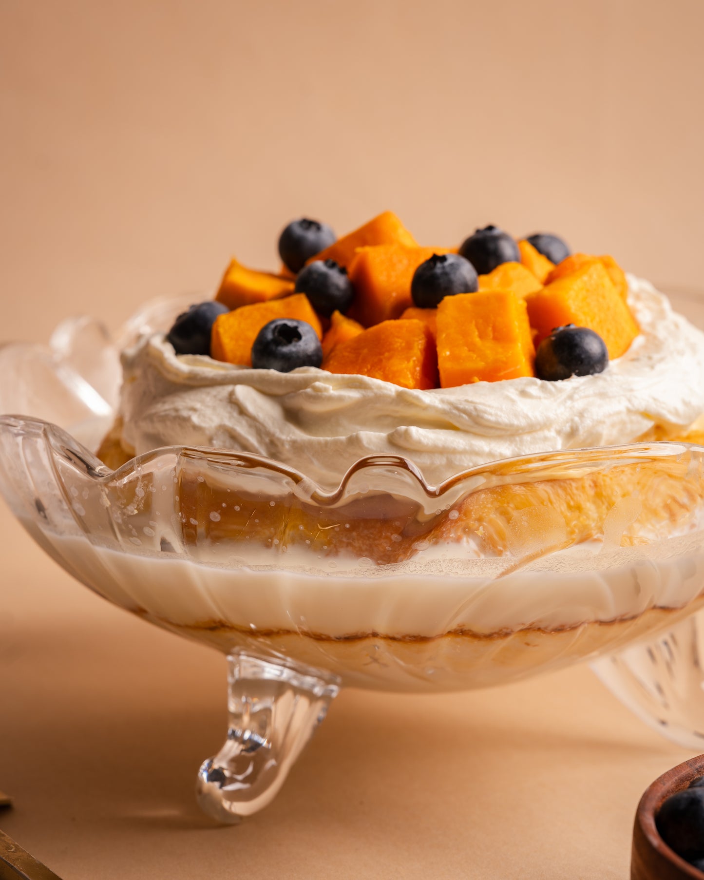 MANGO TRES LECHES