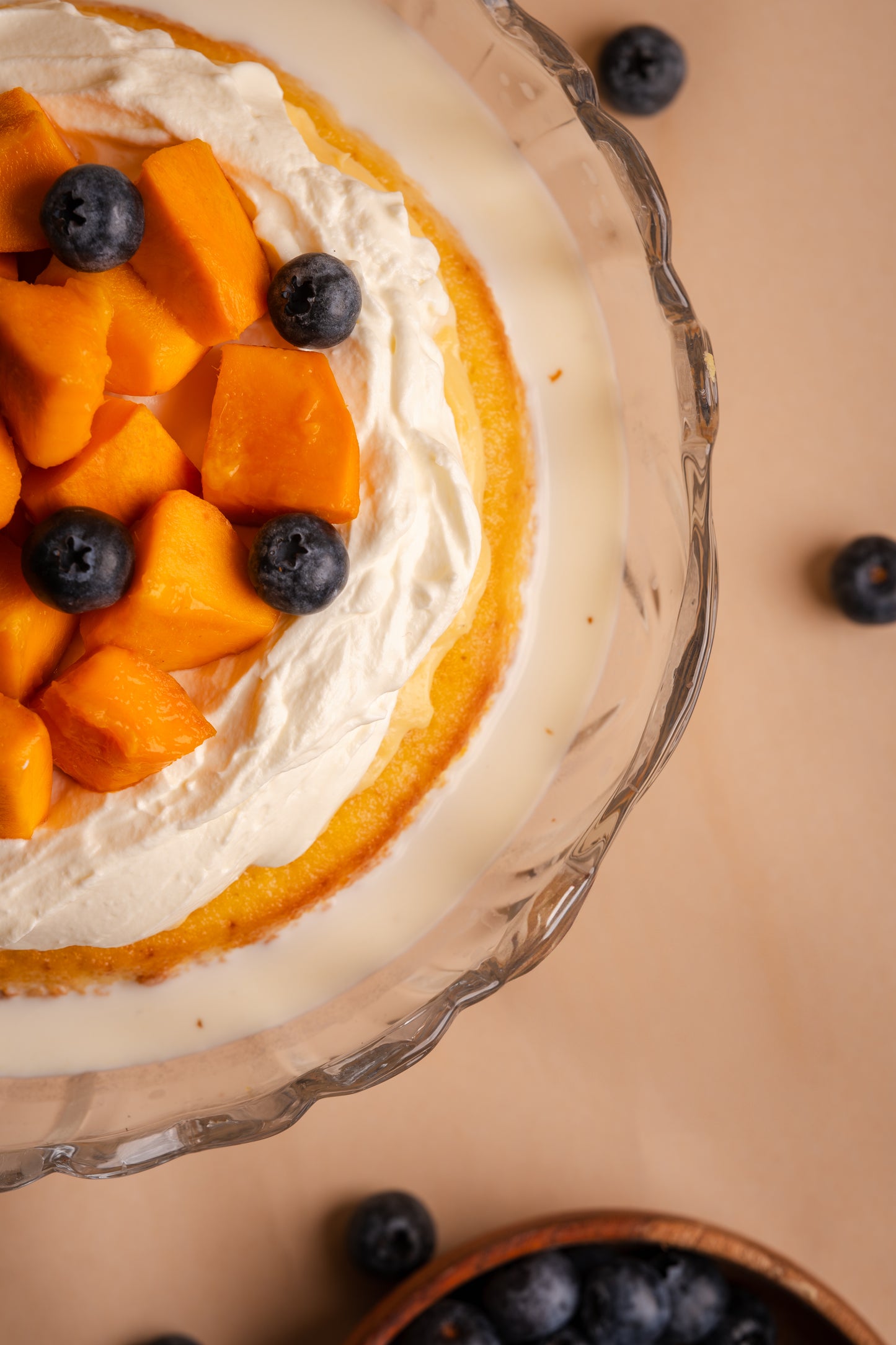 MANGO TRES LECHES