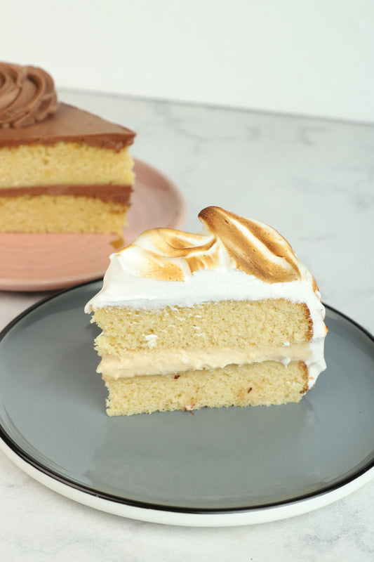 VANILLA MERINGUE CAKE