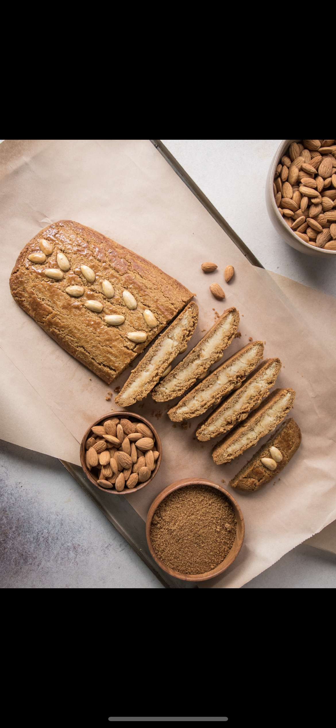 ALMOND LOG