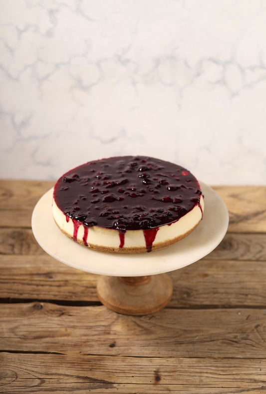 Plain Baked Cheesecake with Blueberry Compote
